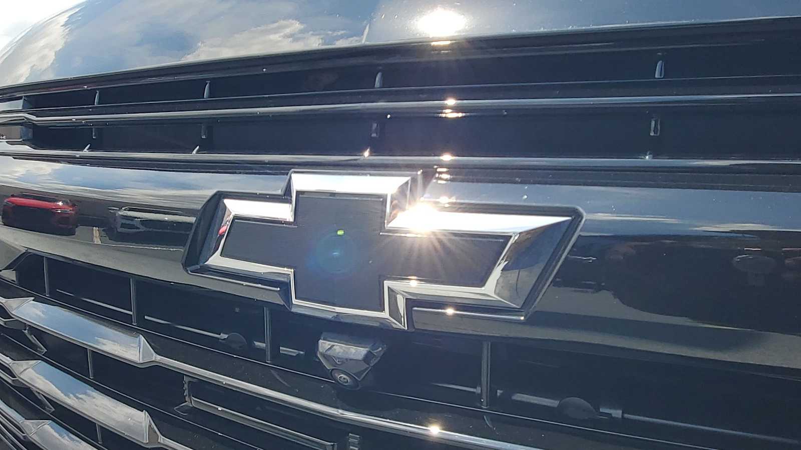 Thumbnail: 2025 Chevrolet Tahoe - 11