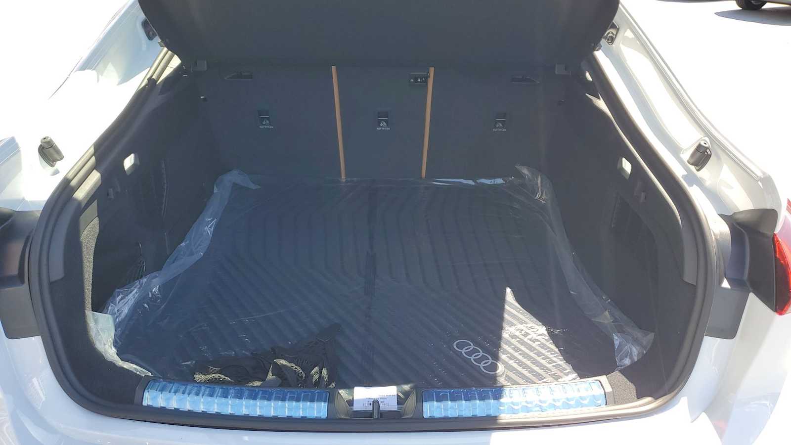 Thumbnail: 2026 Audi A5 - 34