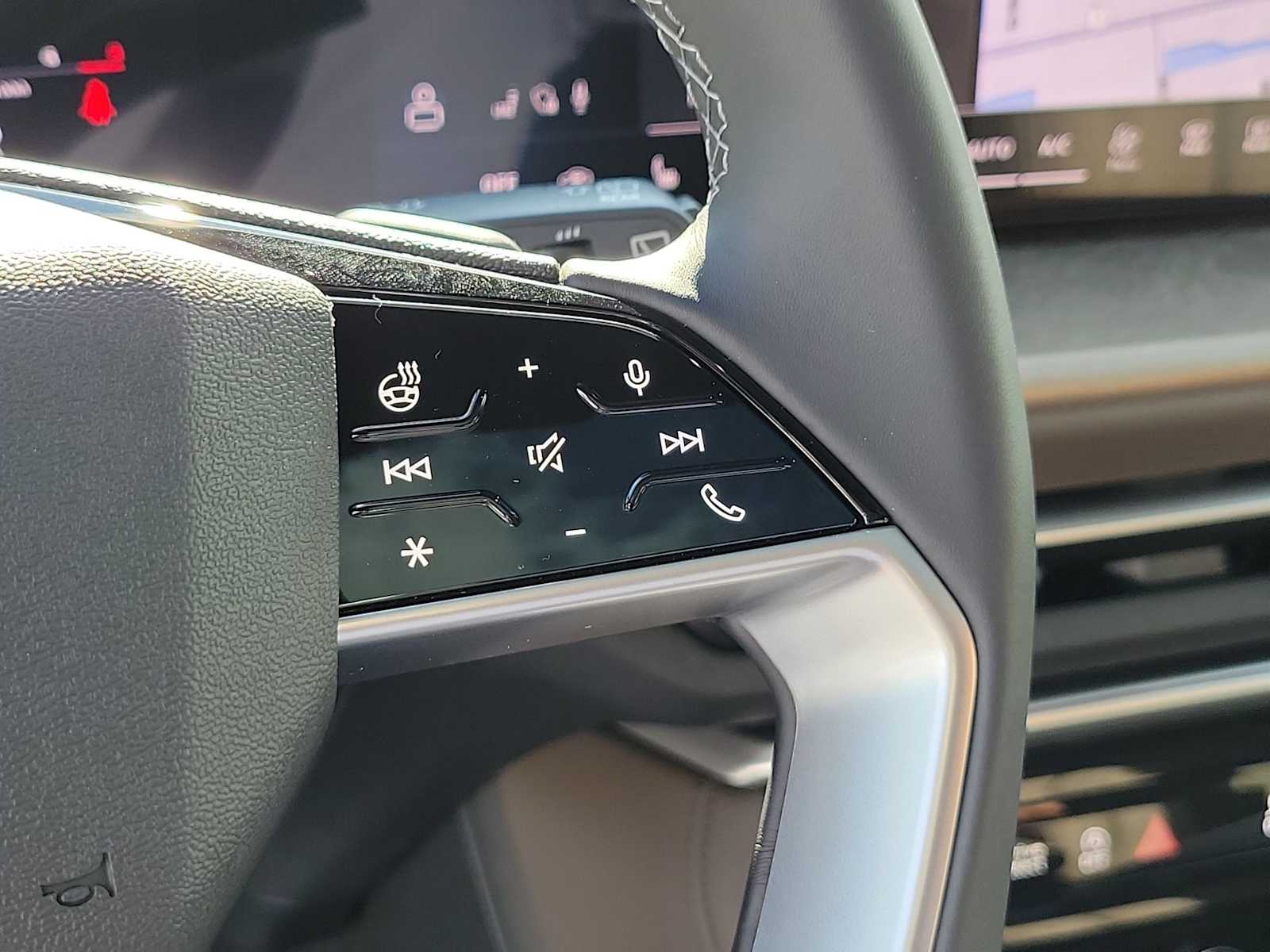 Thumbnail: 2025 Audi Q5 - 22