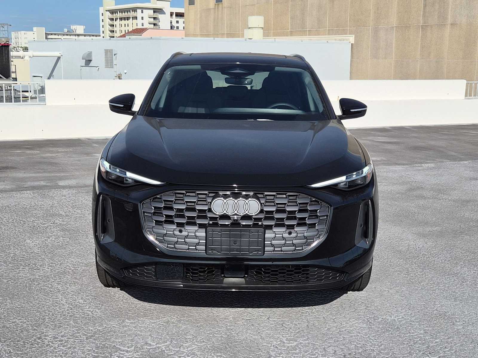 Thumbnail: 2025 Audi Q5 - 9