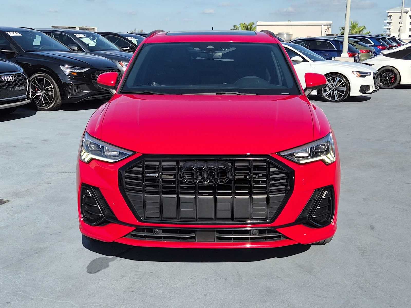 Thumbnail: 2022 Audi Q3 - 9