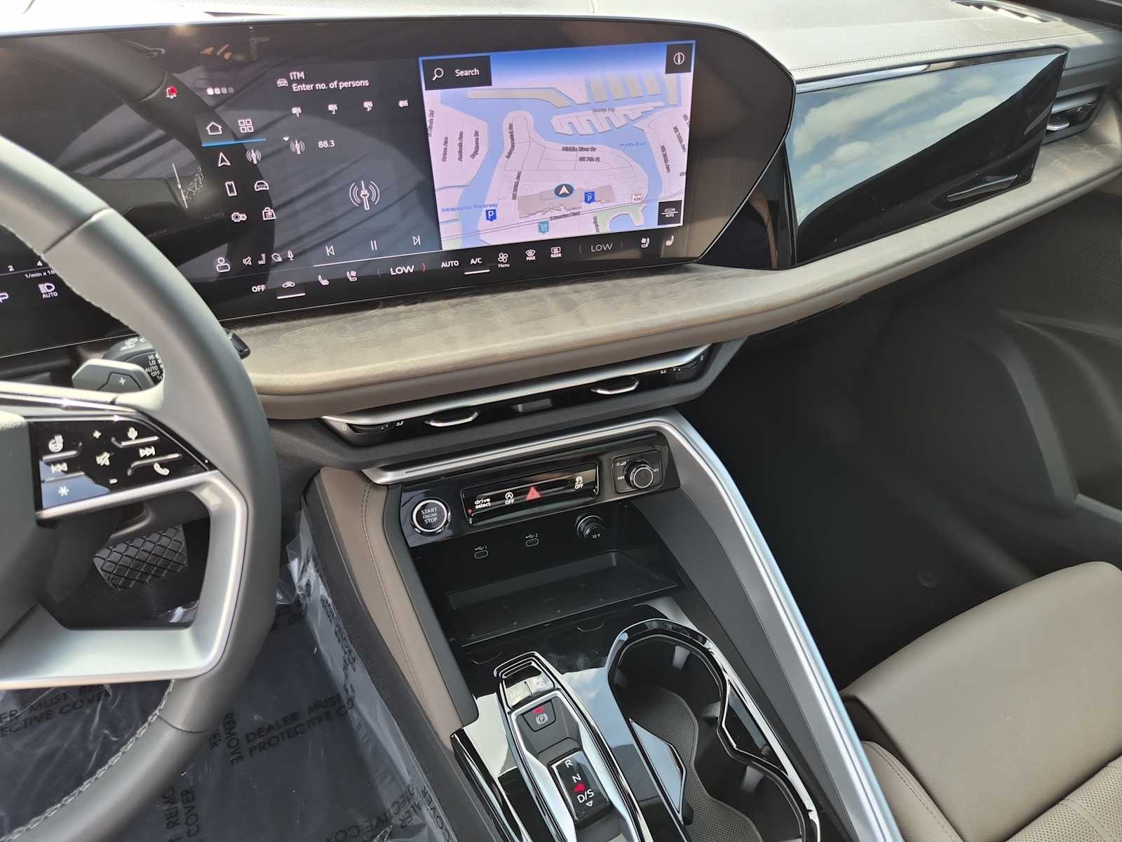 Thumbnail: 2025 Audi Q5 - 23