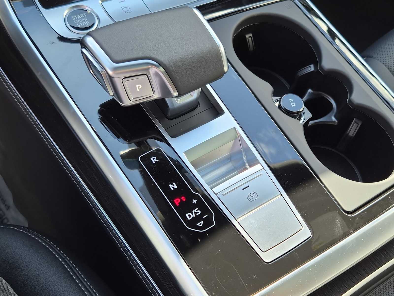 Thumbnail: 2026 Audi Q7 - 25