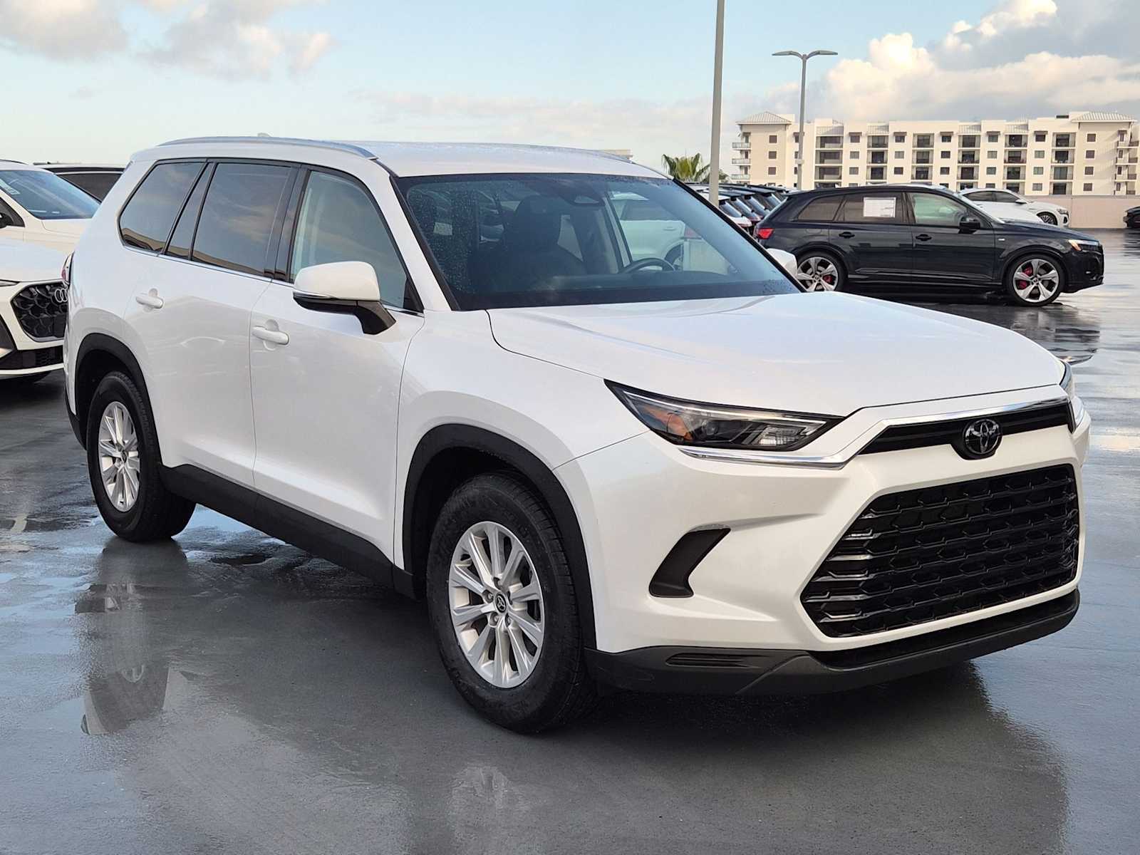 Thumbnail: 2024 Toyota Grand Highlander - 8