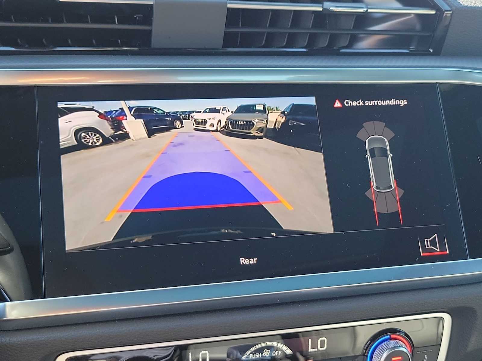 Thumbnail: 2024 Audi Q3 - 24