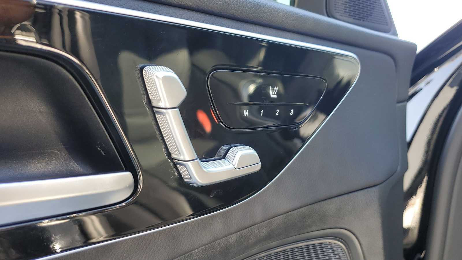 Thumbnail: 2024 Mercedes-Benz C-Class - 17