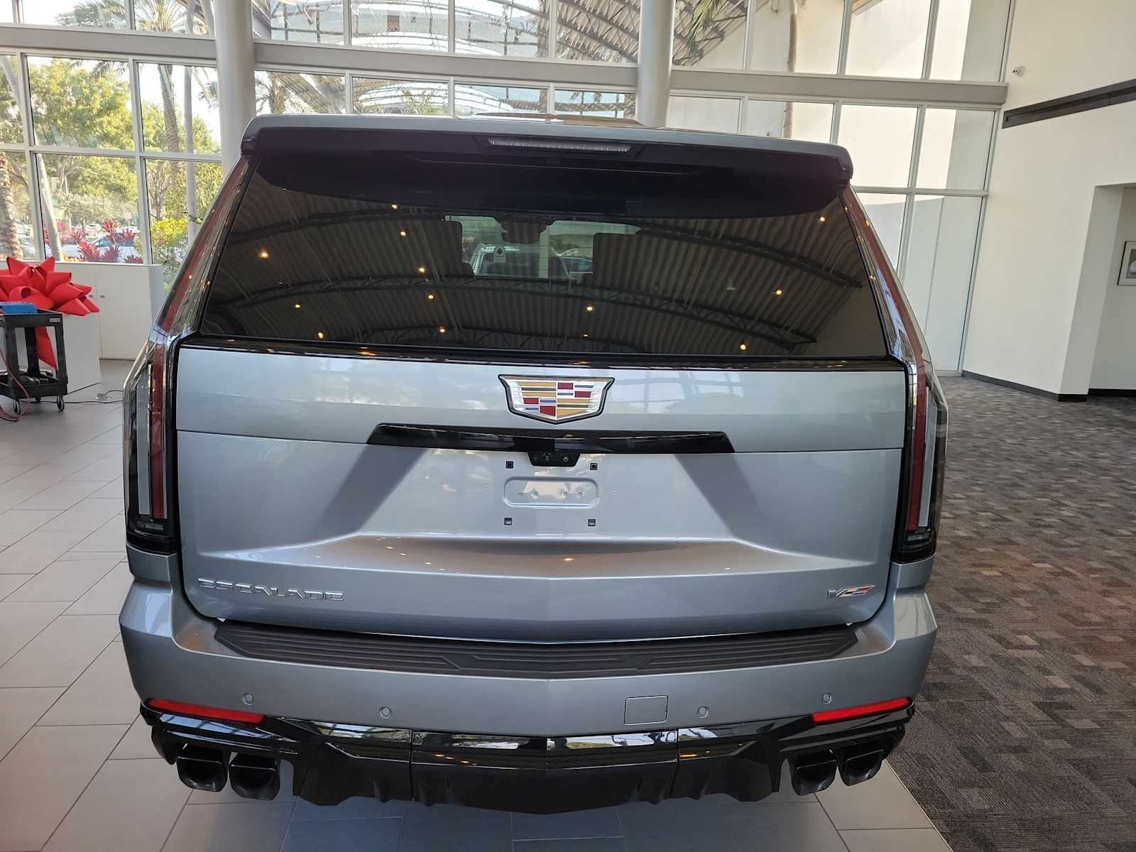 Thumbnail: 2025 Cadillac Escalade - 5