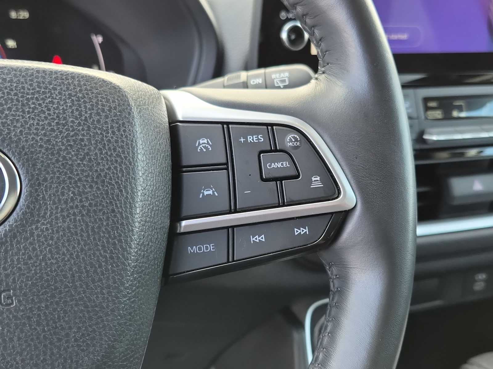 Thumbnail: 2024 Toyota Grand Highlander - 21