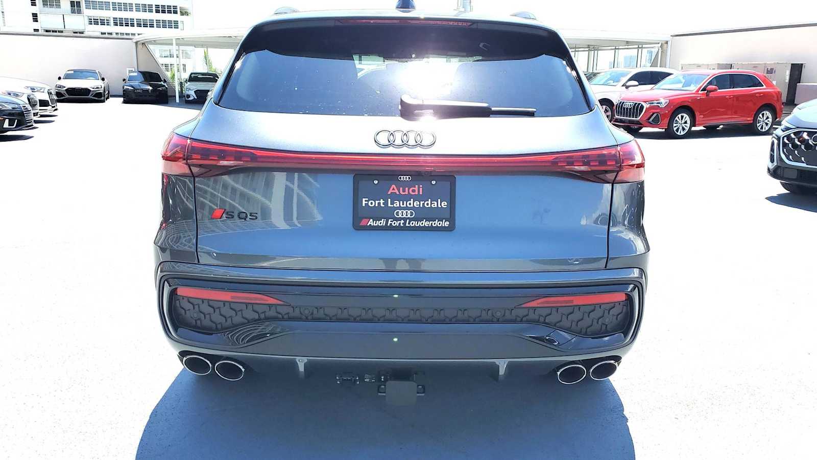 Thumbnail: 2026 Audi SQ5 - 5