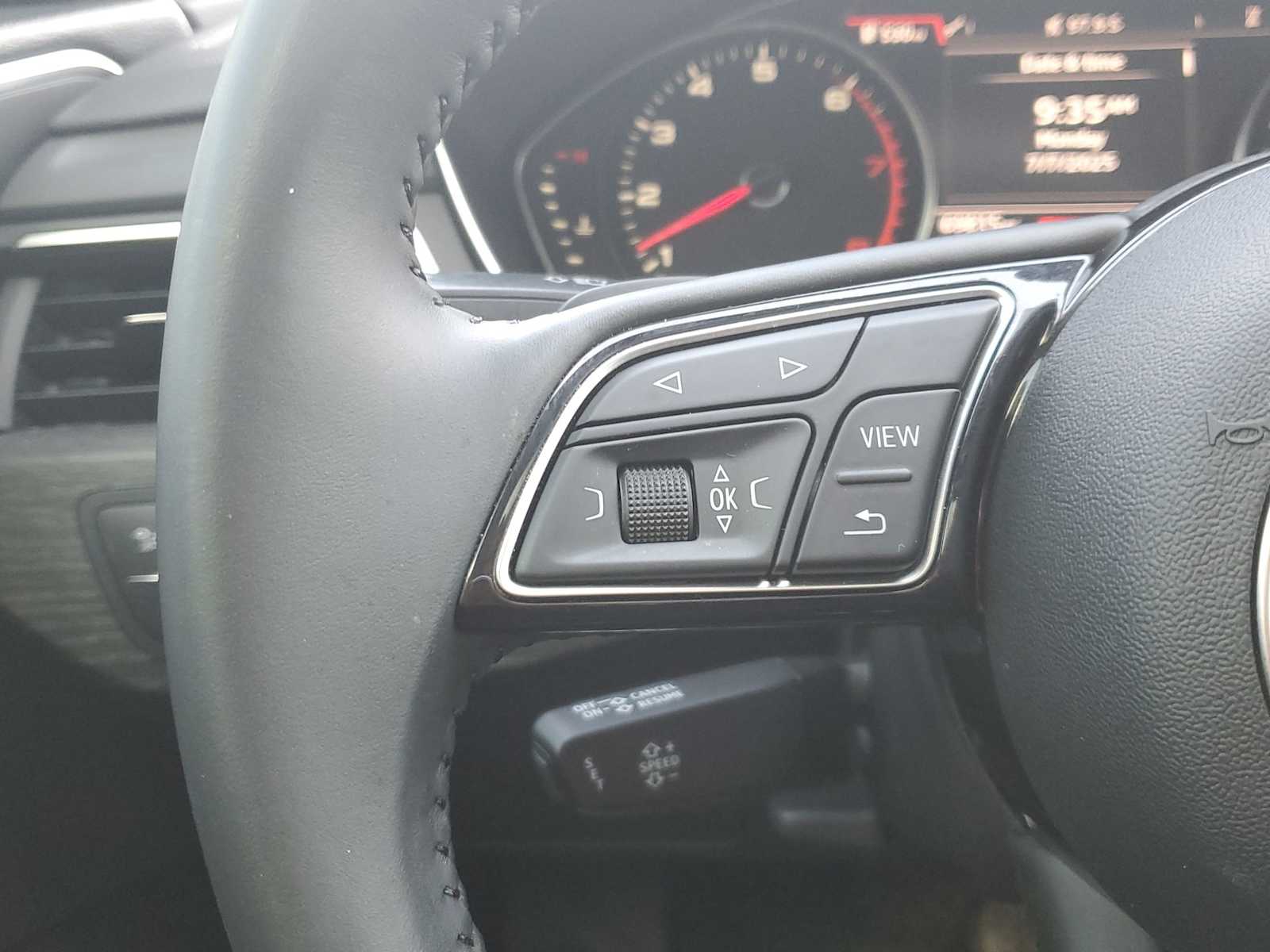 Thumbnail: 2019 Audi A4 - 17