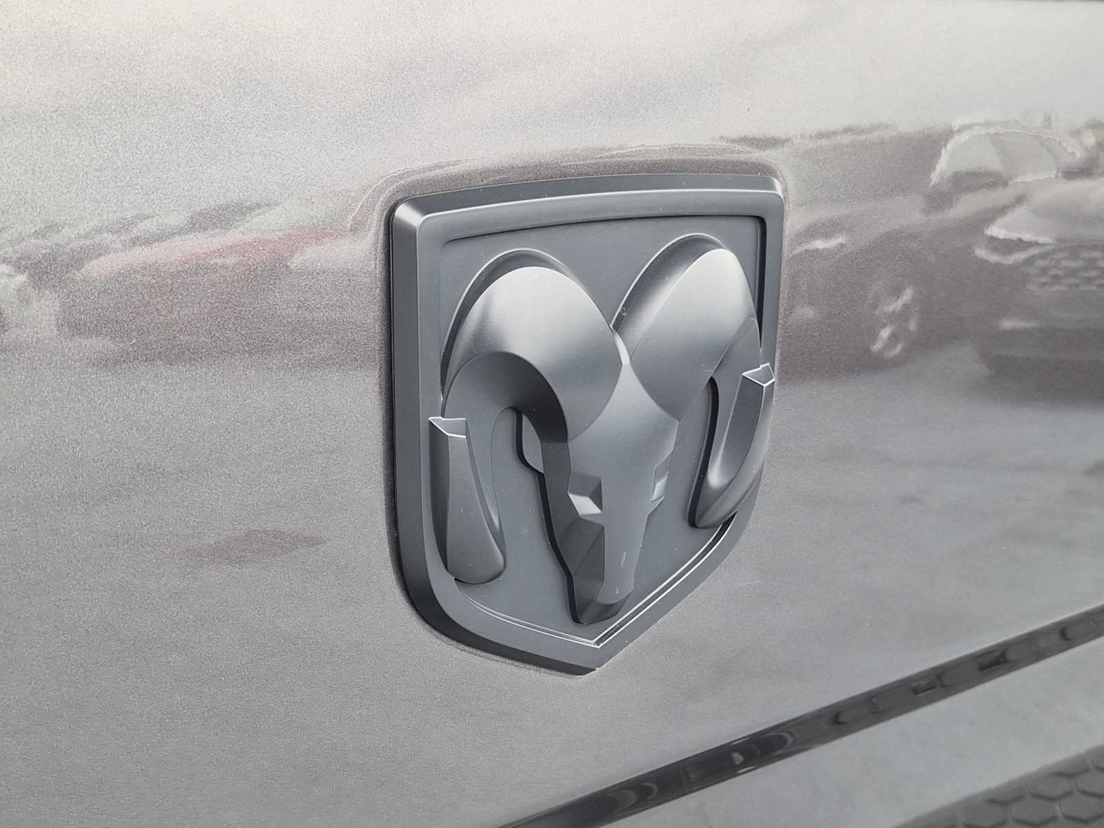 Thumbnail: 2021 RAM 1500 Classic - 8