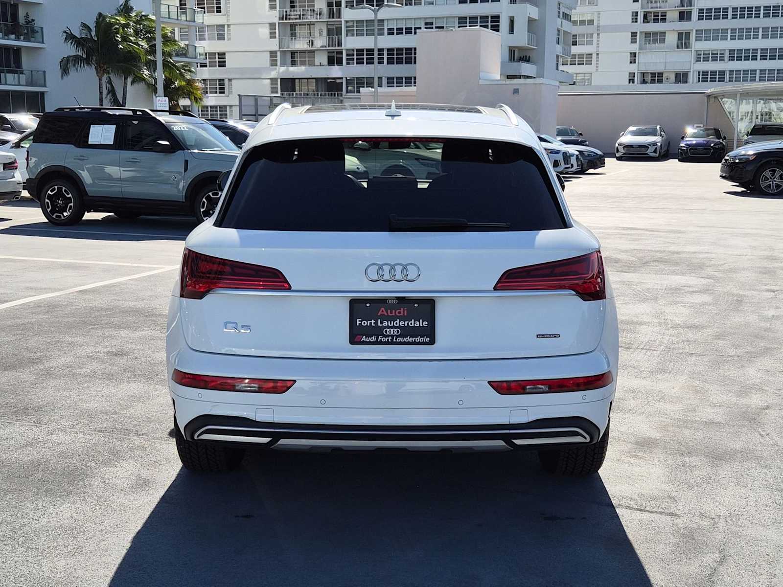 Thumbnail: 2022 Audi Q5 - 5
