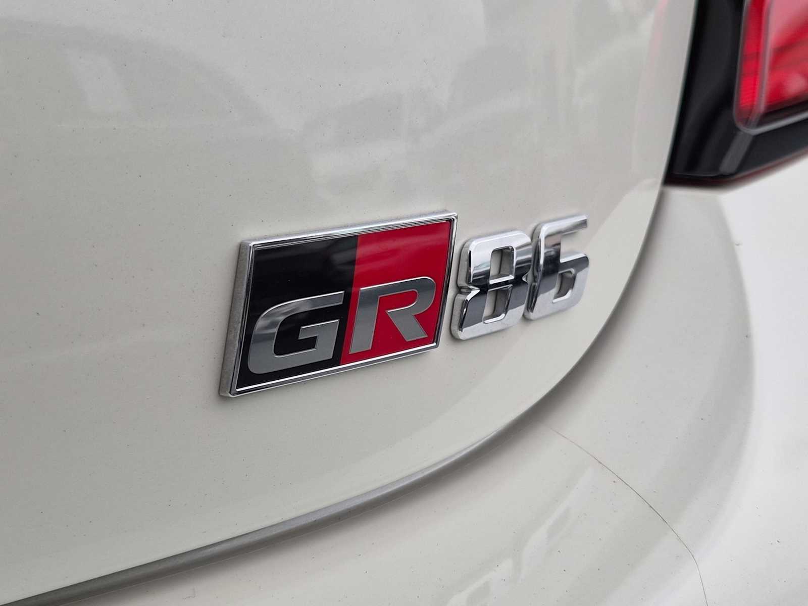 Thumbnail: 2024 Toyota GR86 - 11