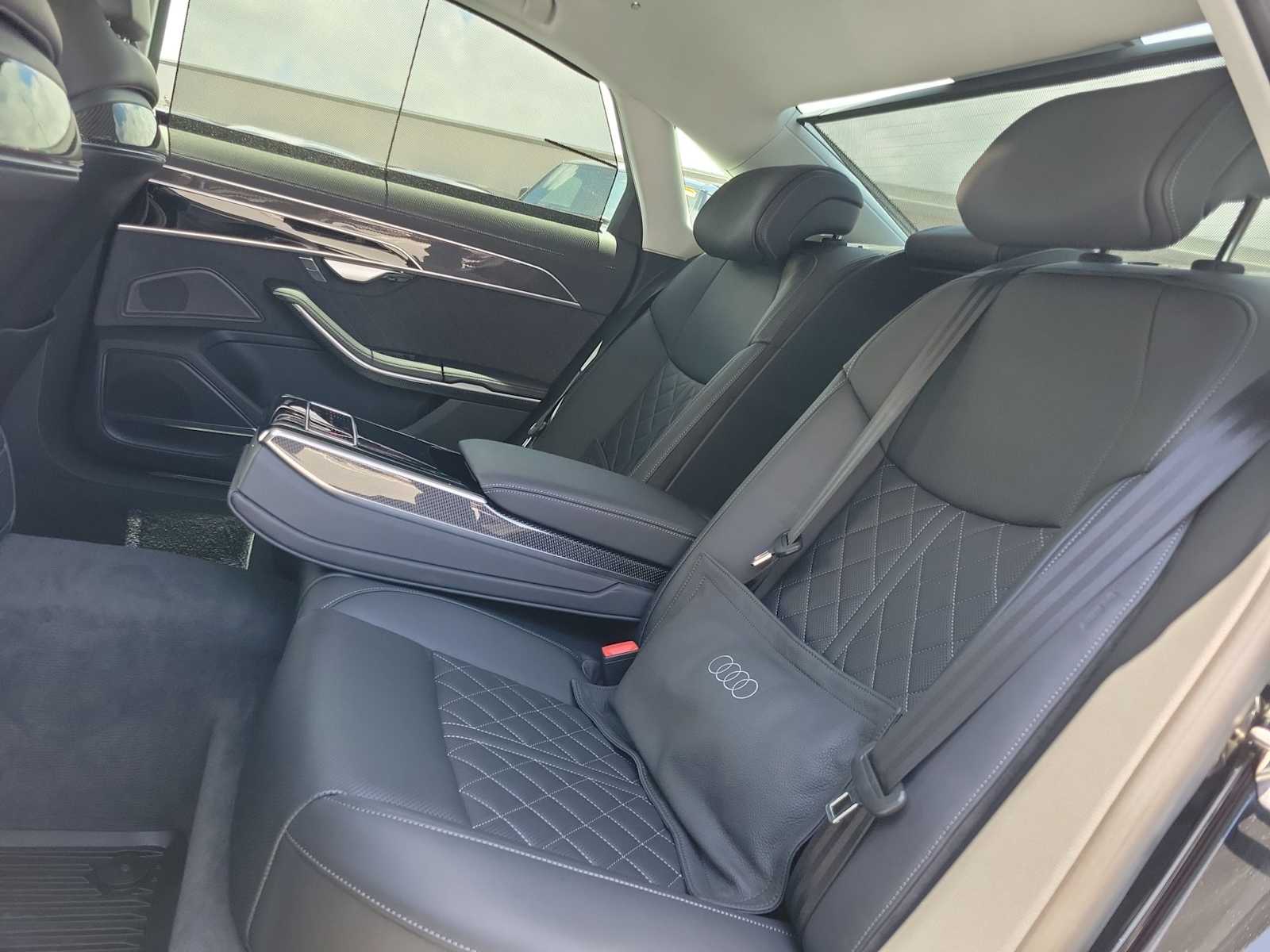 Thumbnail: 2023 Audi S8 - 20
