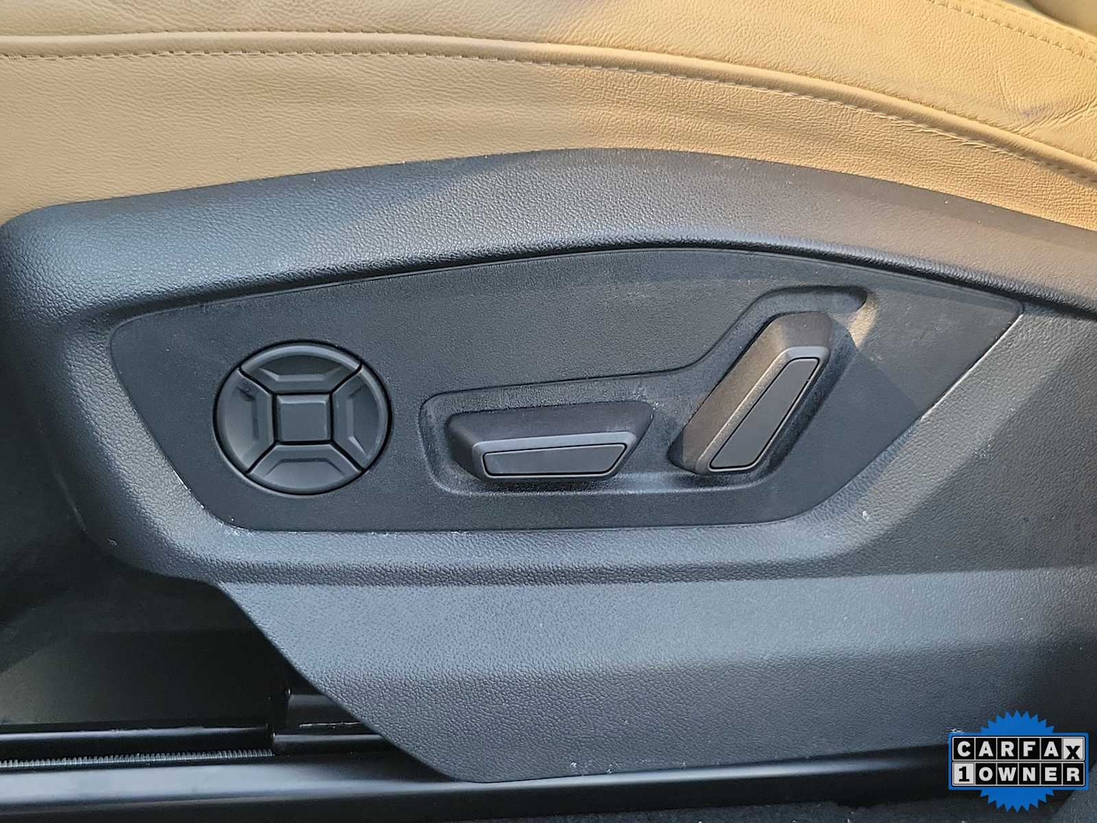 Thumbnail: 2021 Audi Q7 - 16