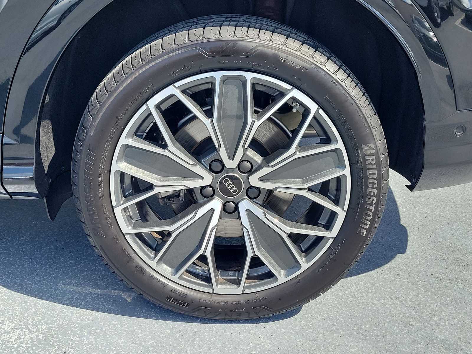 Thumbnail: 2025 Audi Q5 - 12