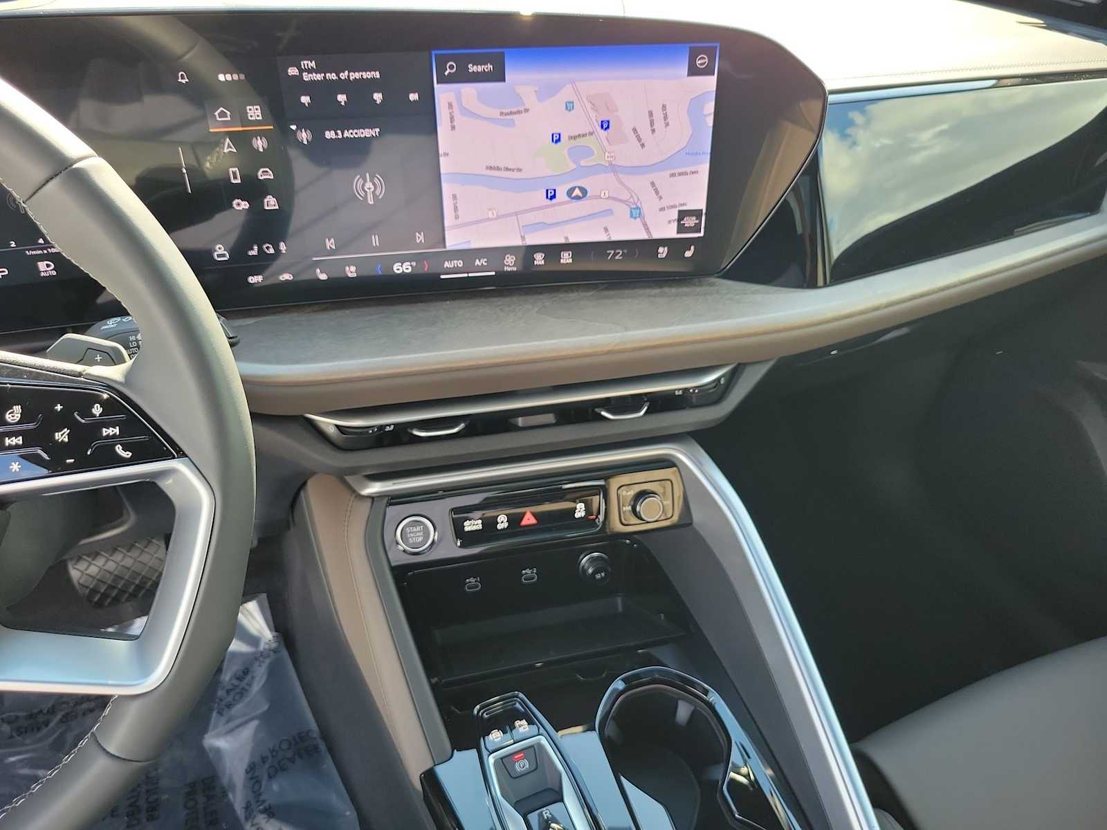 Thumbnail: 2025 Audi Q5 - 23