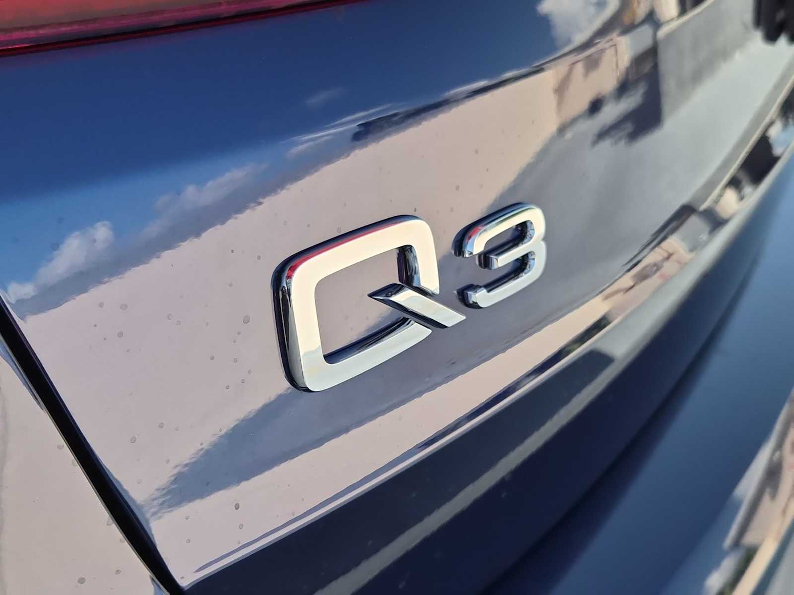 Thumbnail: 2025 Audi Q3 - 10