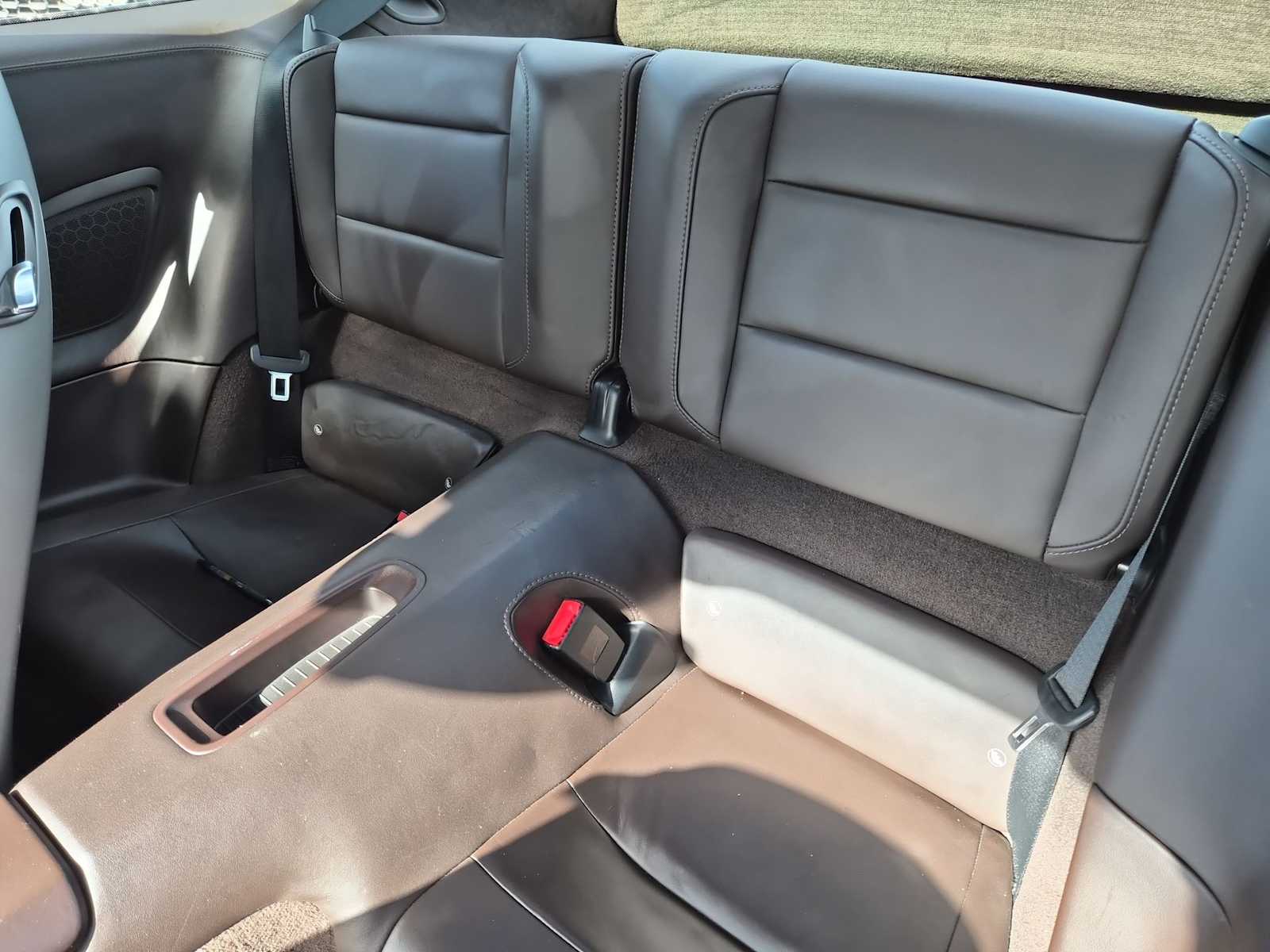 Thumbnail: 2012 Porsche 911 - 16