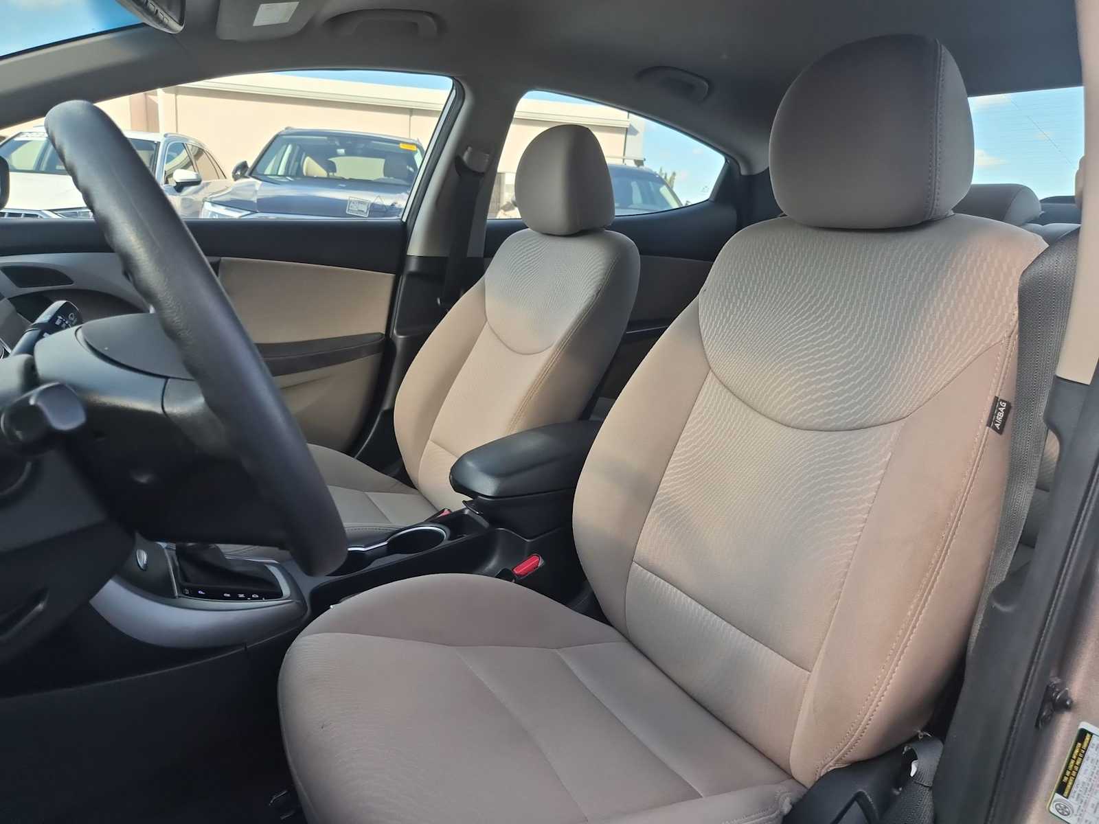 Thumbnail: 2016 Hyundai Elantra - 15