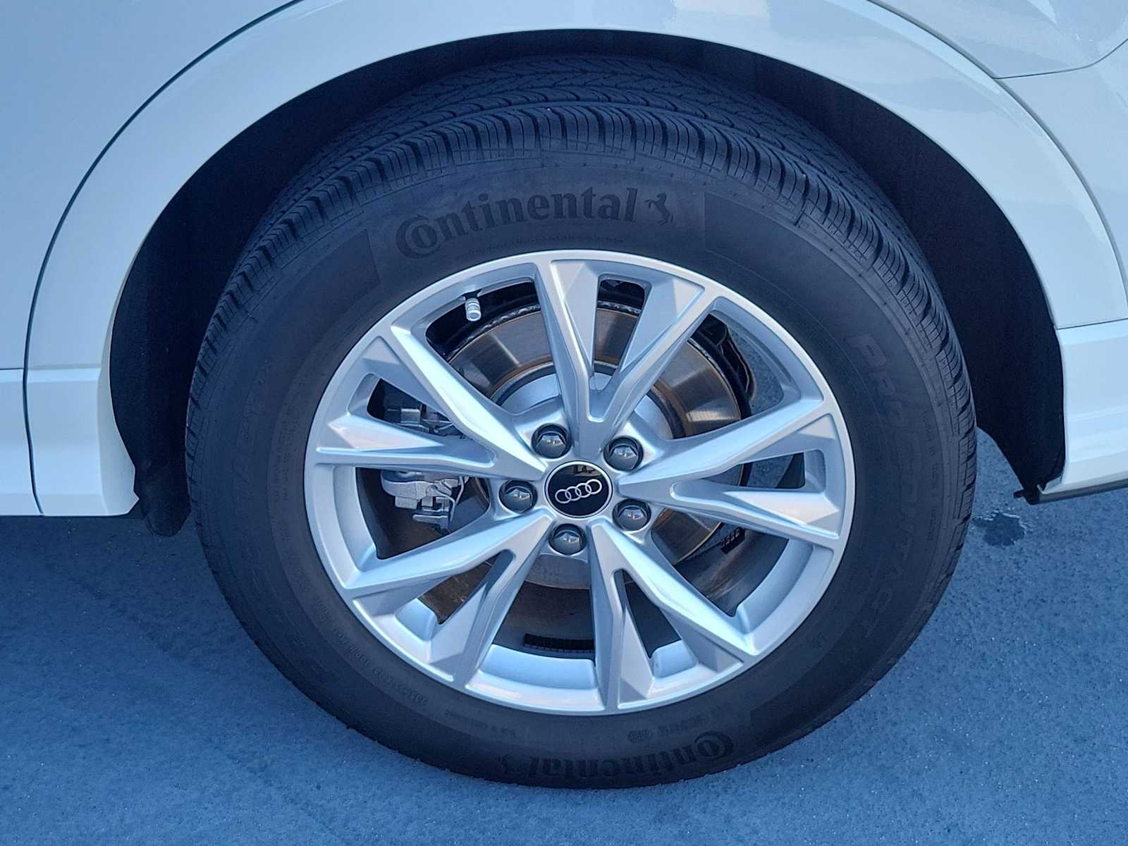 Thumbnail: 2025 Audi Q3 - 12