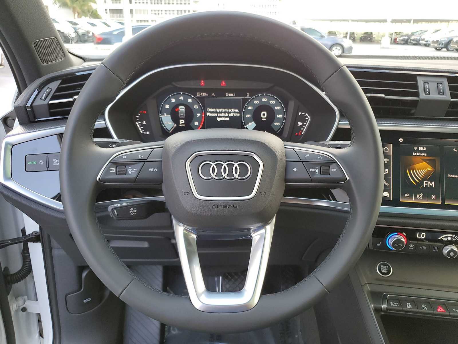 Thumbnail: 2023 Audi Q3 - 20