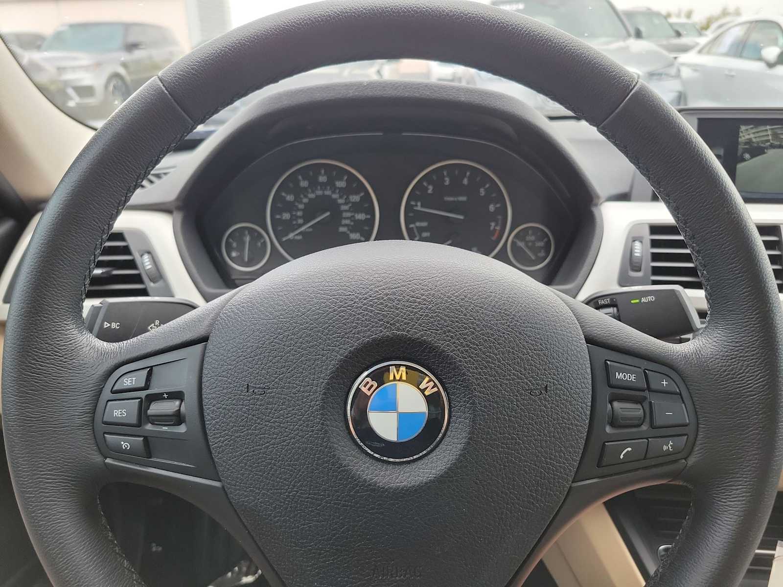 Thumbnail: 2018 BMW 3 Series - 19