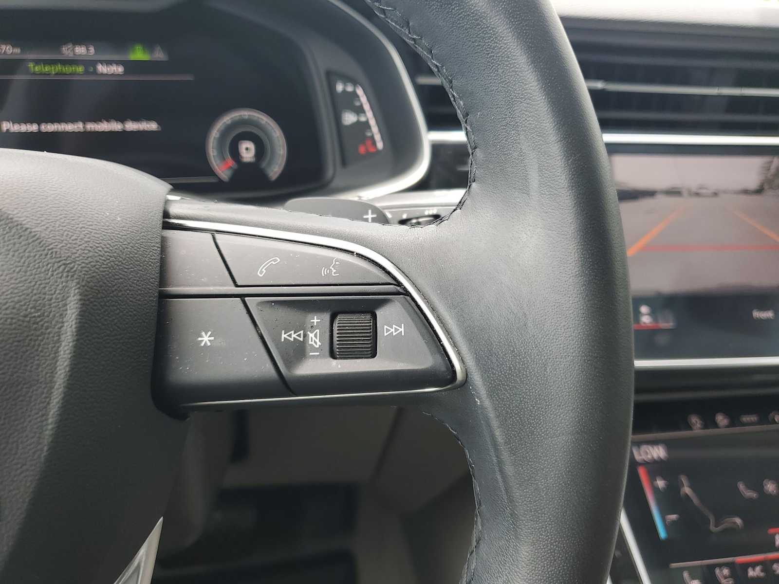 Thumbnail: 2022 Audi Q7 - 18