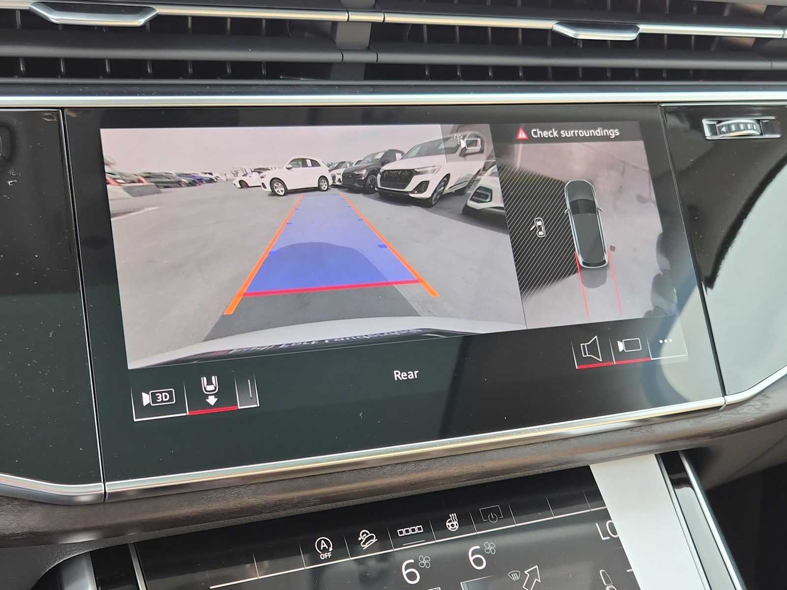 Thumbnail: 2026 Audi Q7 - 24