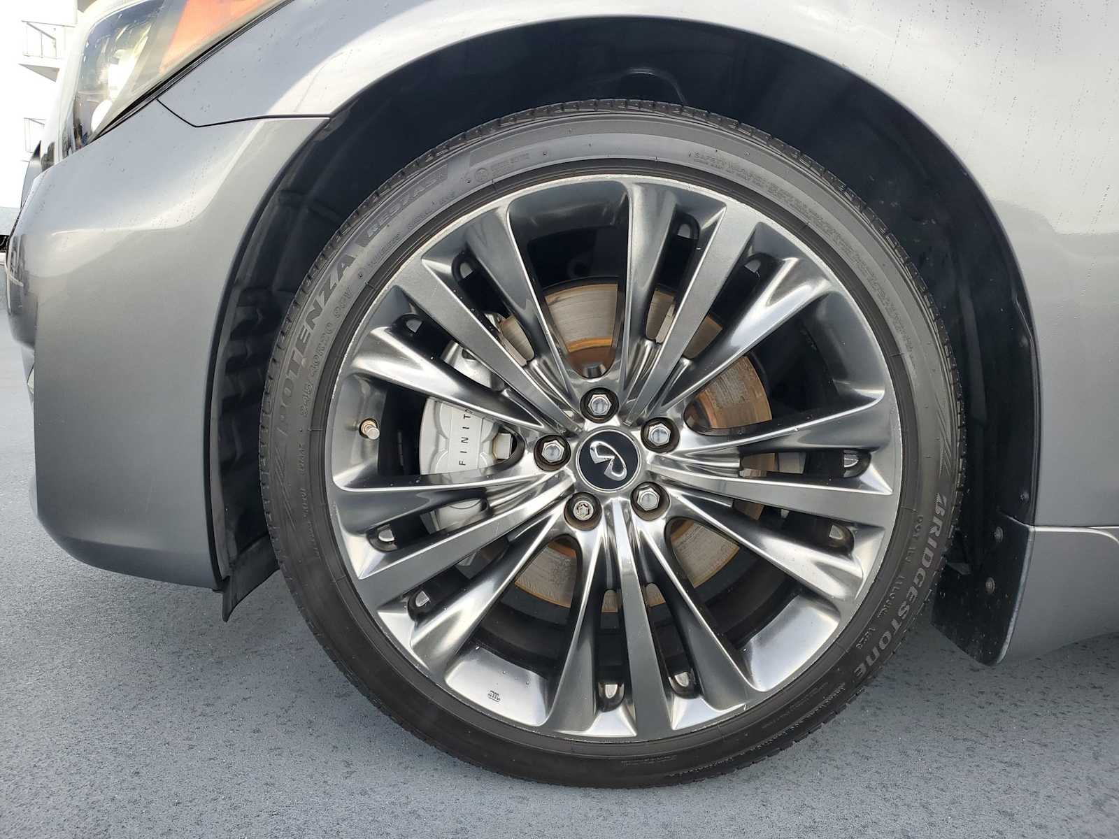 Thumbnail: 2017 INFINITI Q70 - 10