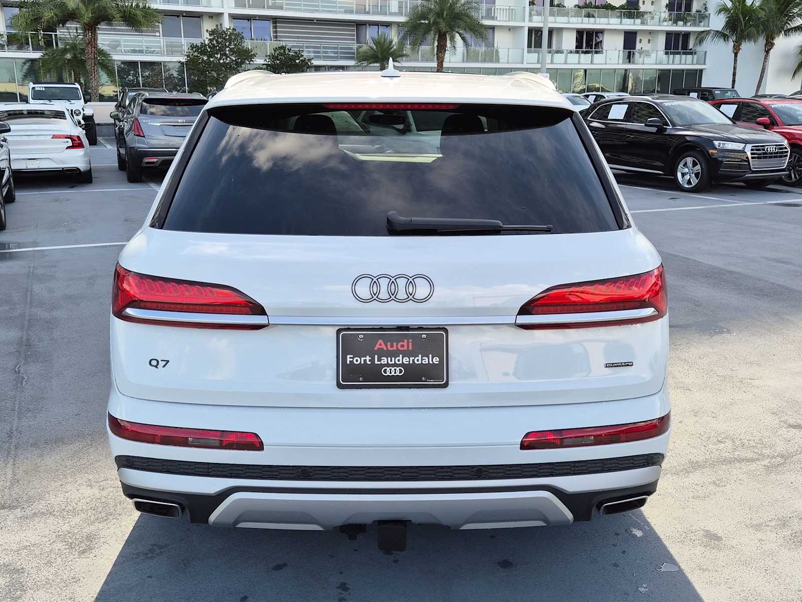 Thumbnail: 2026 Audi Q7 - 5