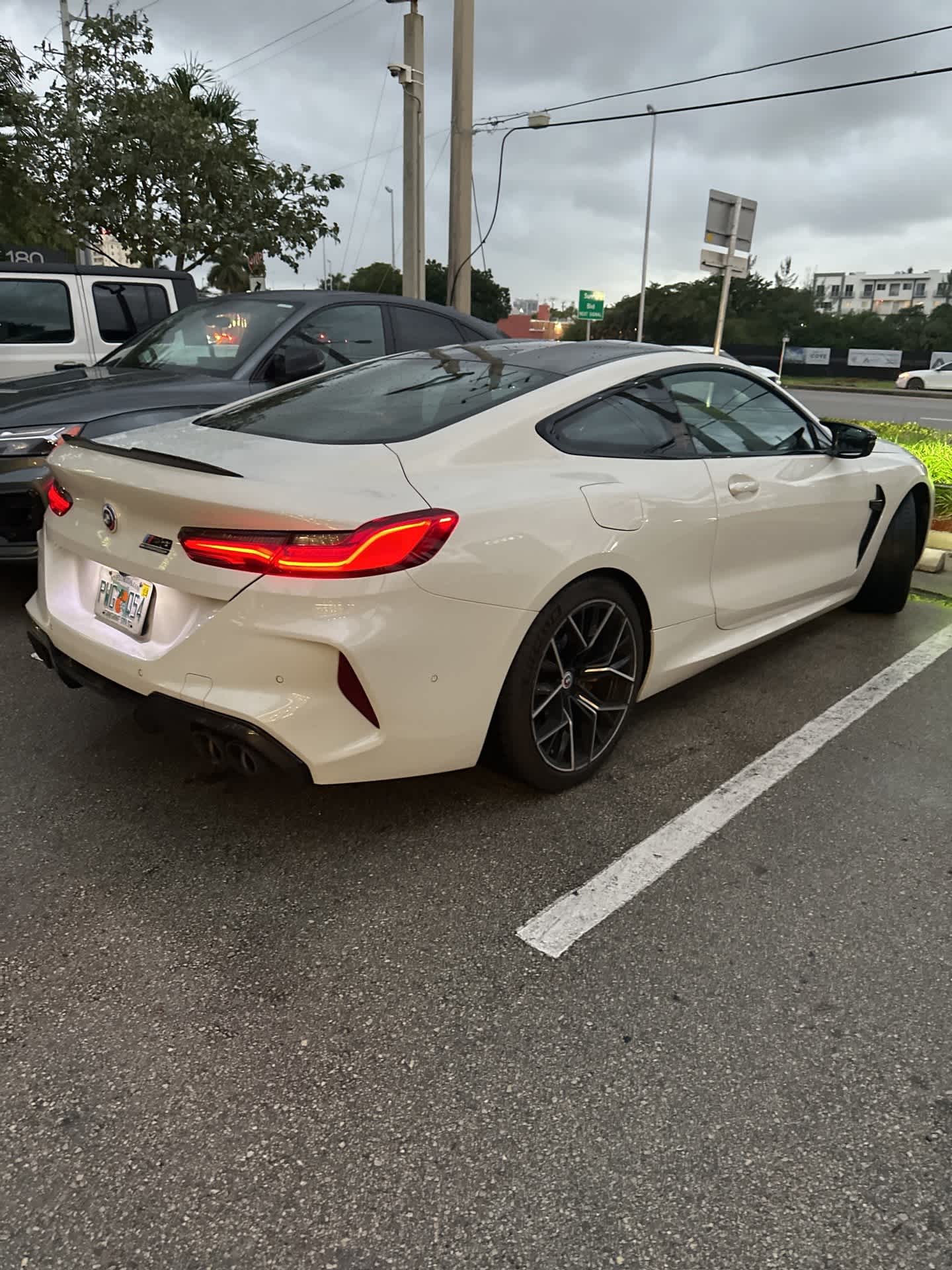 Thumbnail: 2023 BMW M8 - 3