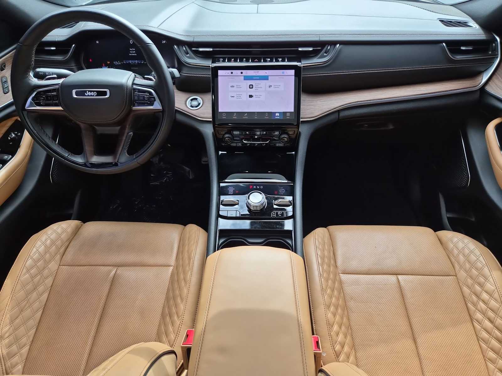 Thumbnail: 2022 Jeep Grand Cherokee - 14