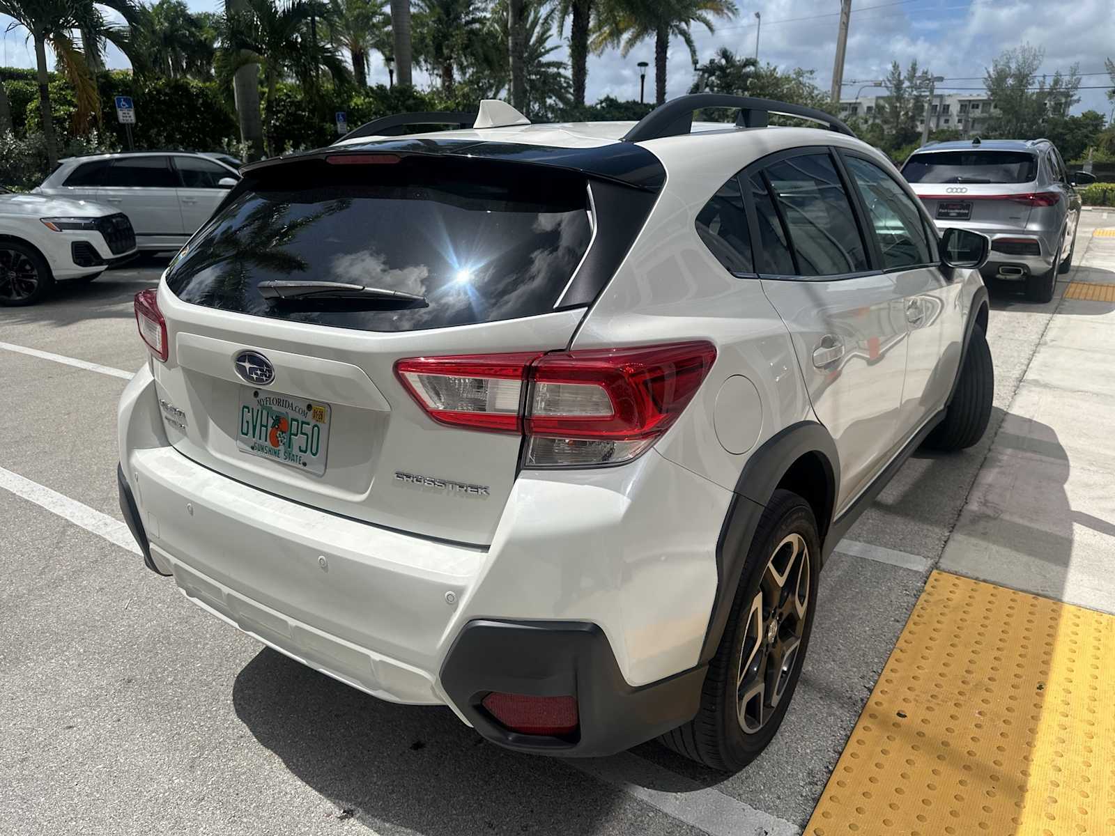 Thumbnail: 2018 Subaru Crosstrek - 3