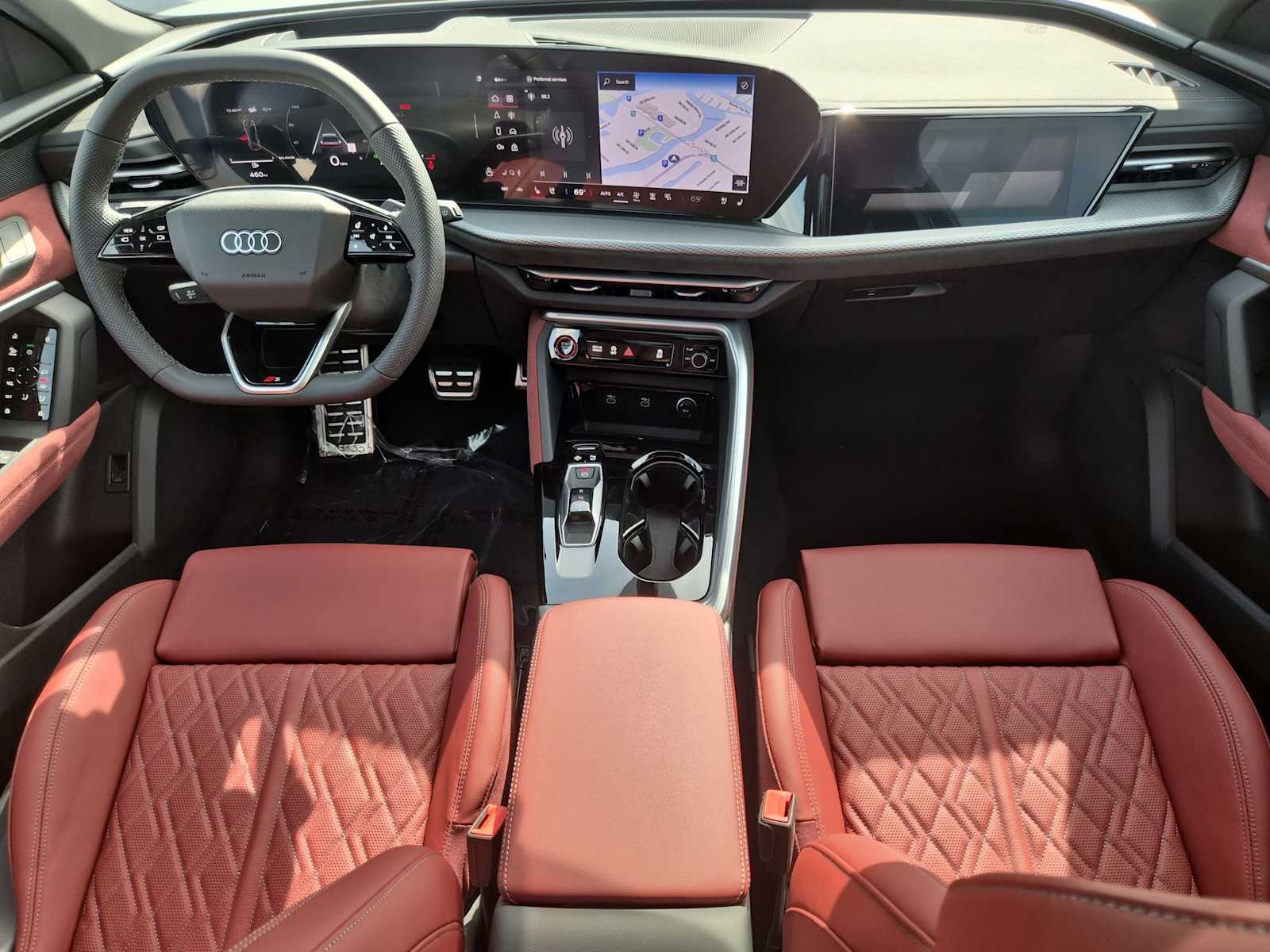 Thumbnail: 2025 Audi SQ5 - 14