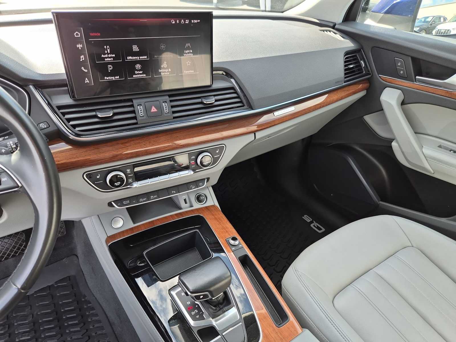 Thumbnail: 2022 Audi Q5 - 23