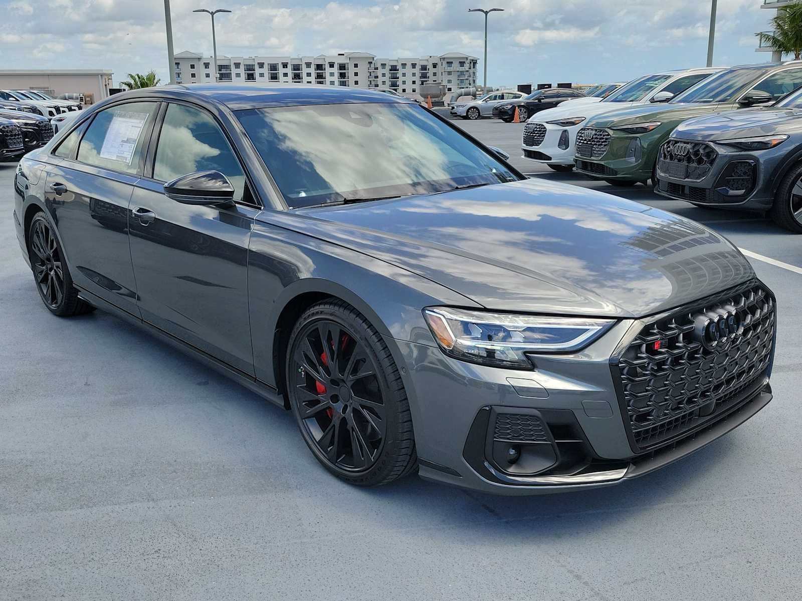 Thumbnail: 2026 Audi S8 - 8