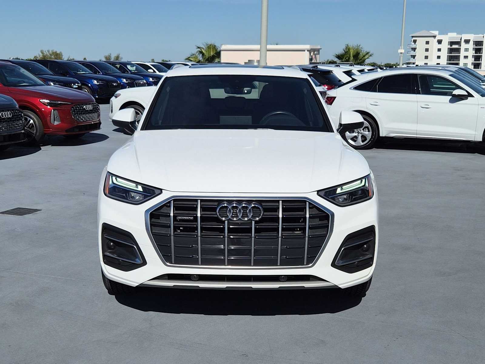 Thumbnail: 2022 Audi Q5 - 9