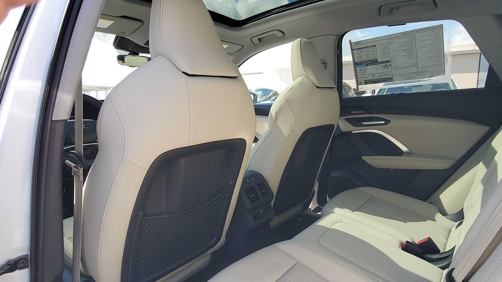 Thumbnail: 2025 Audi Q5 - 18