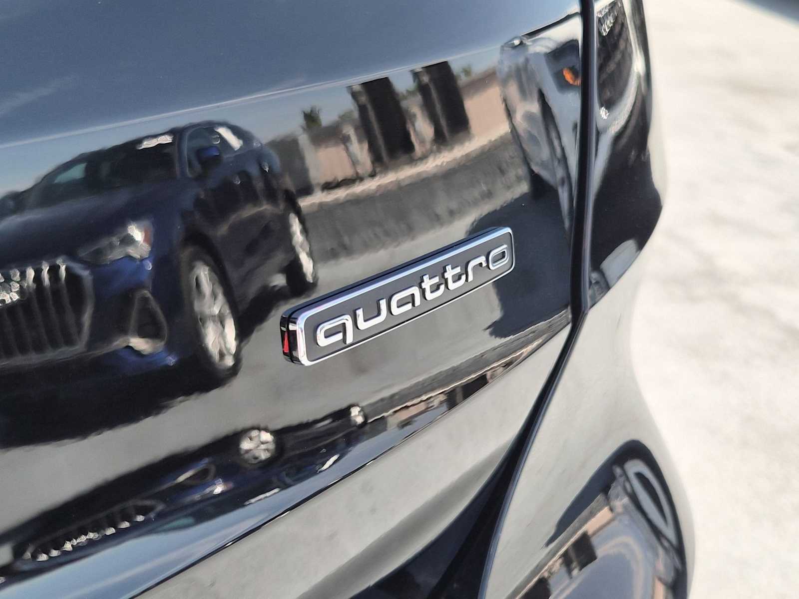 Thumbnail: 2025 Audi Q3 - 11