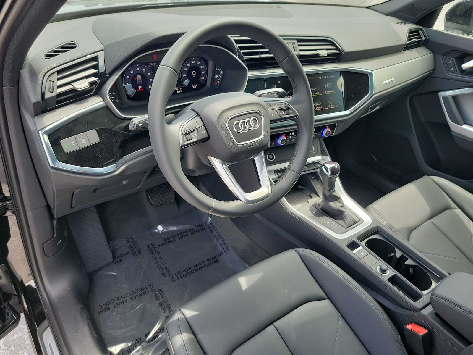 Thumbnail: 2025 Audi Q3 - 2