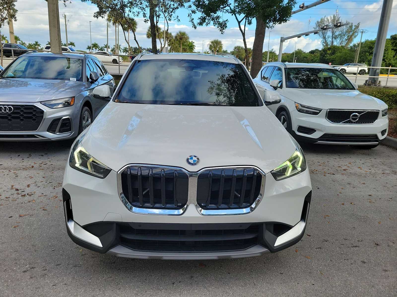 Thumbnail: 2023 BMW X1 - 6