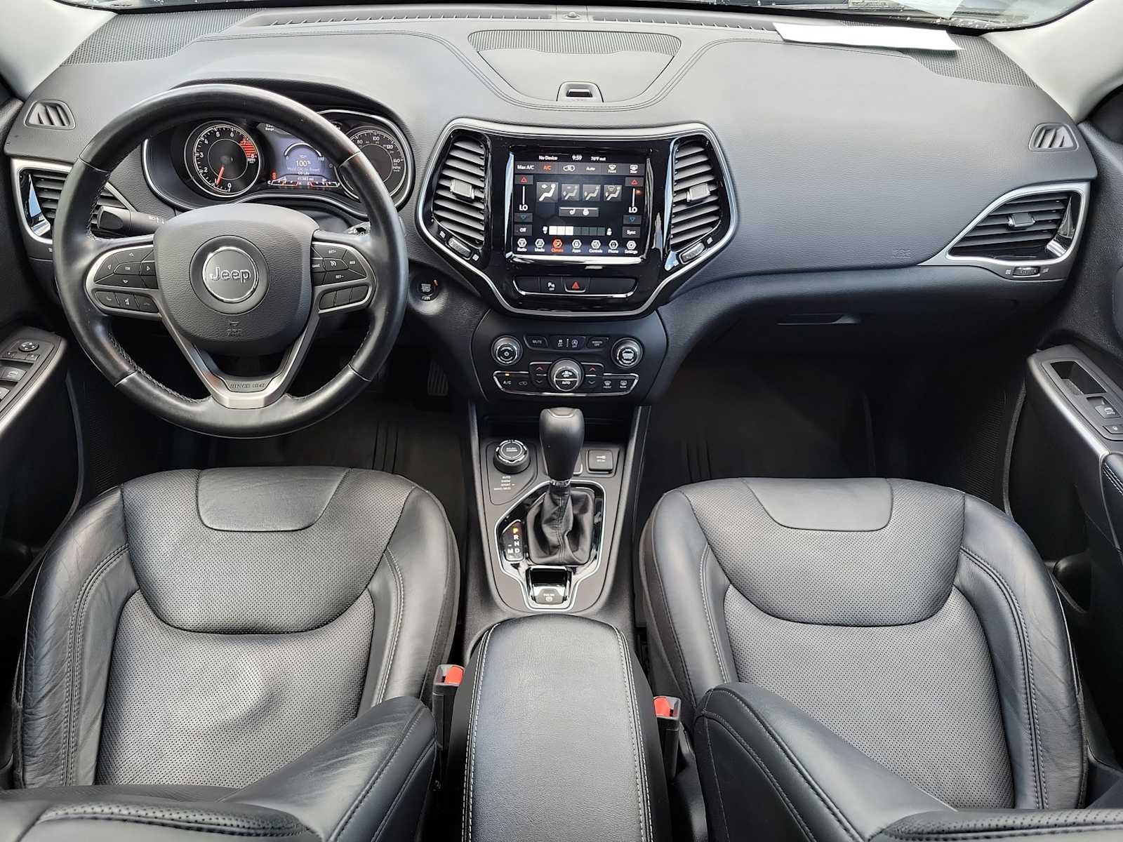 Thumbnail: 2020 Jeep Cherokee - 14