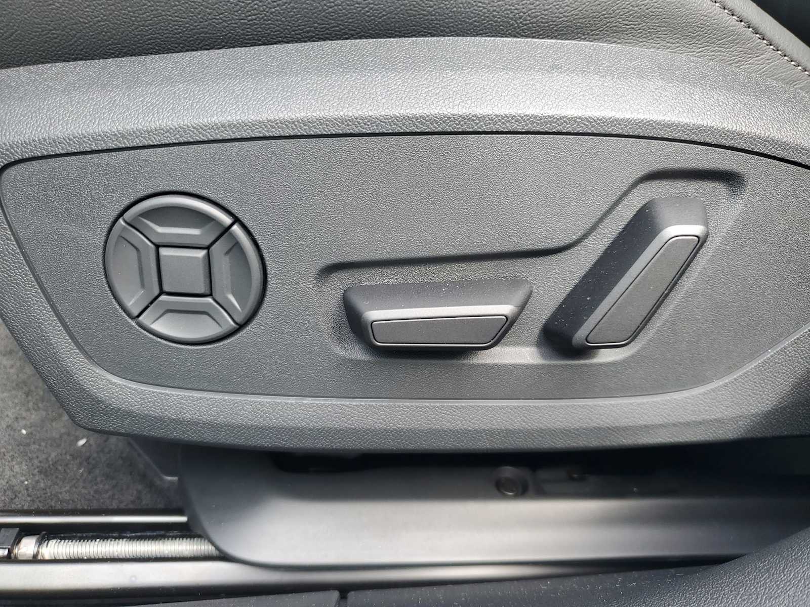 Thumbnail: 2025 Audi A5 - 13