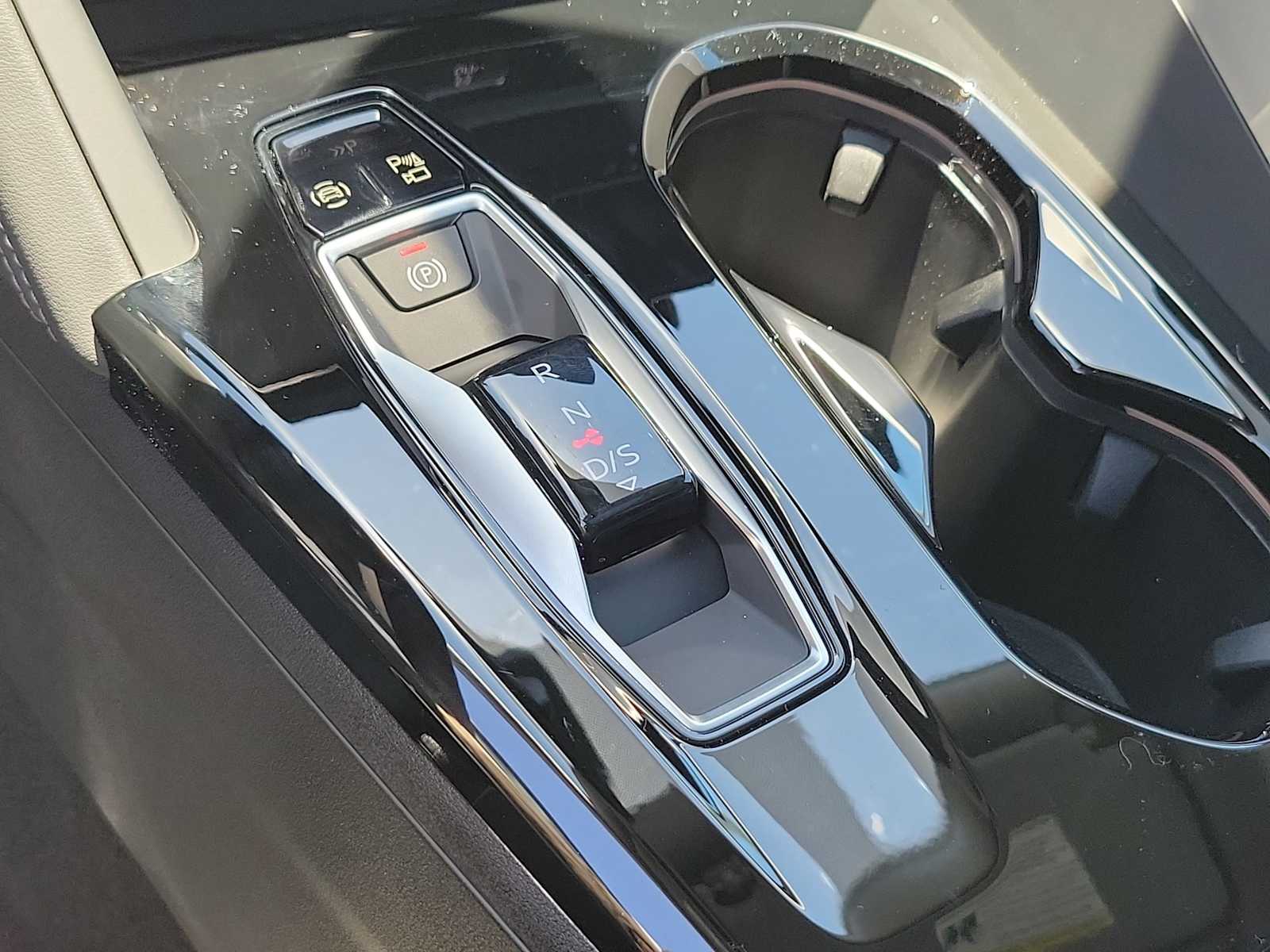 Thumbnail: 2025 Audi Q5 - 25