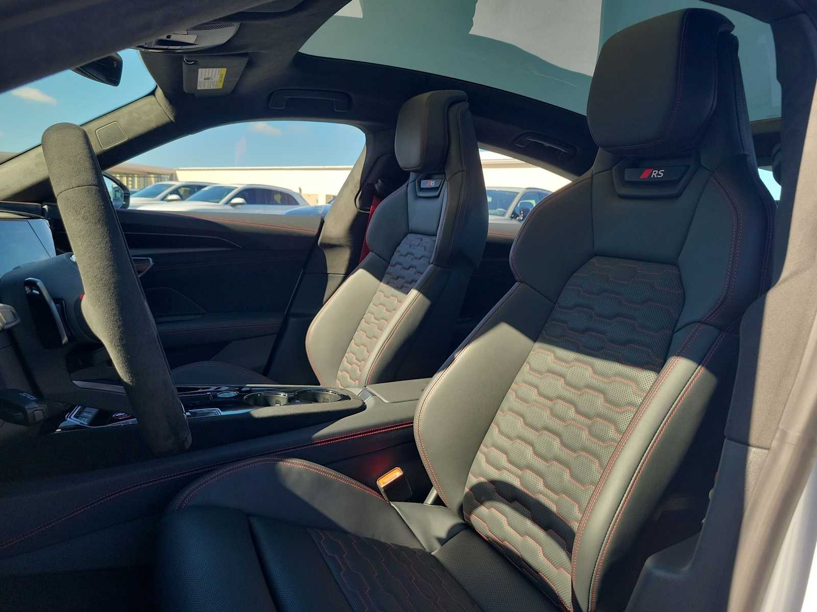 Thumbnail: 2026 Audi RS e-tron GT - 14