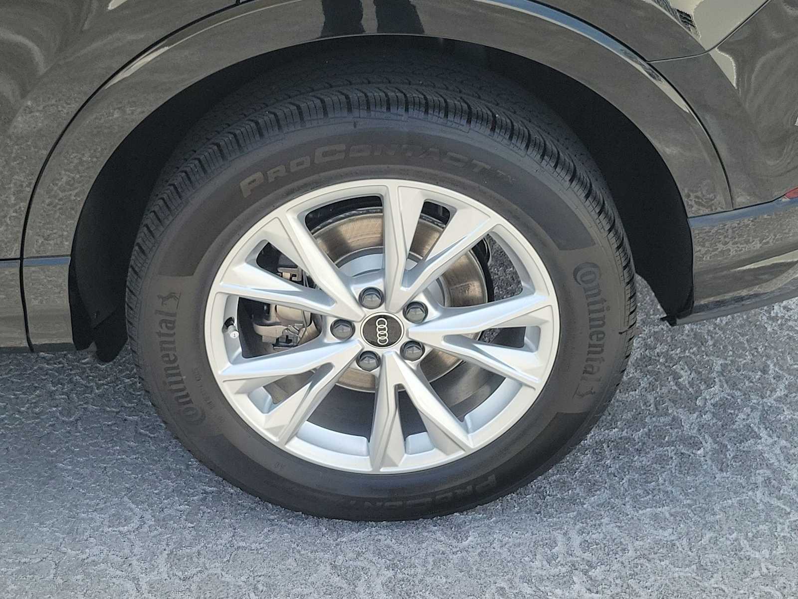 Thumbnail: 2025 Audi Q3 - 12