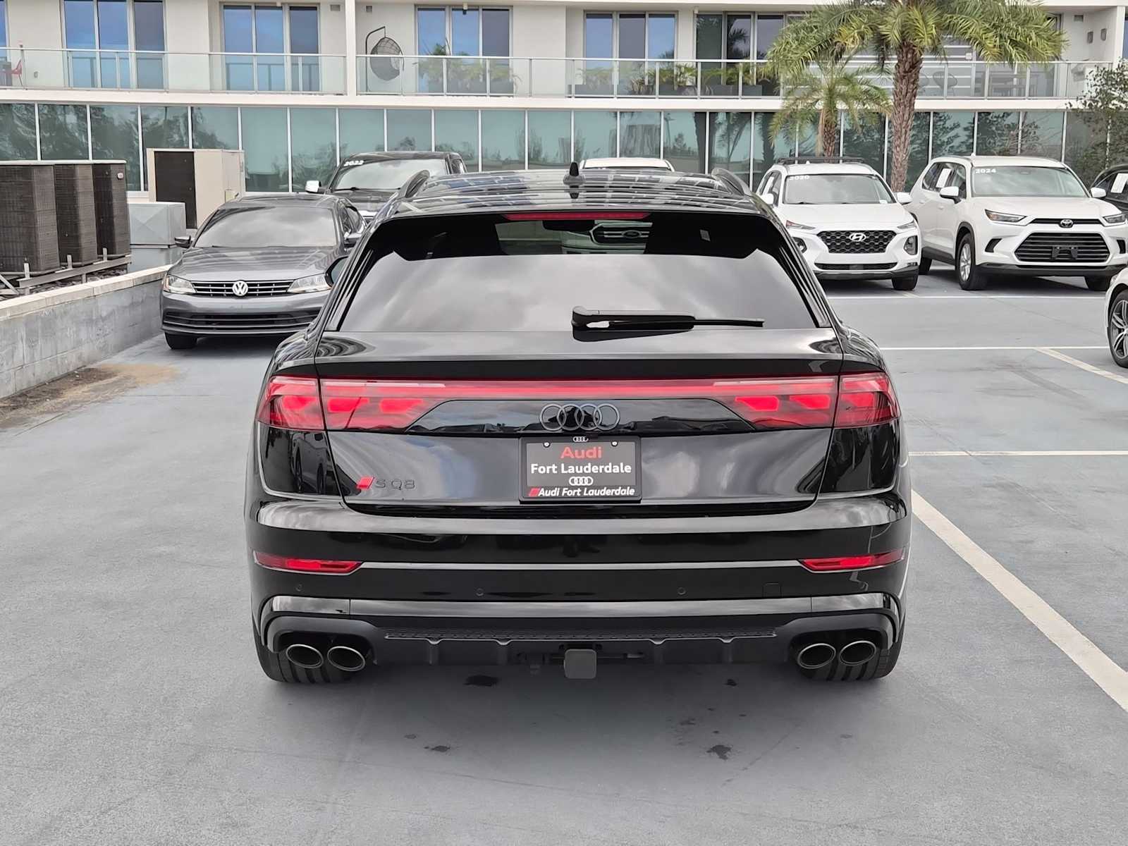 Thumbnail: 2026 Audi SQ8 - 5