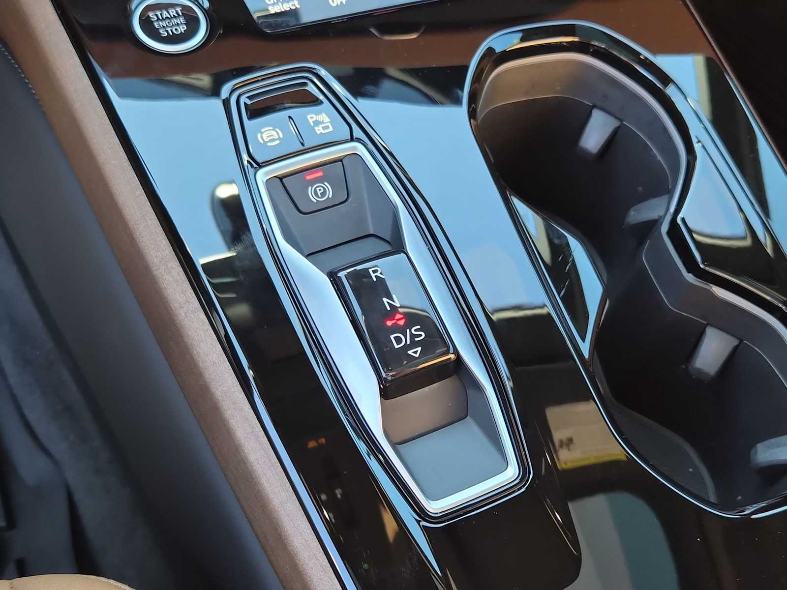 Thumbnail: 2025 Audi A5 - 25