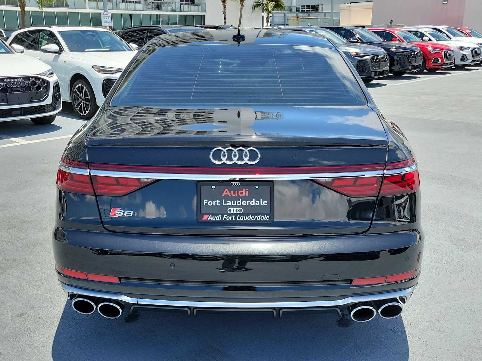 Thumbnail: 2023 Audi S8 - 5